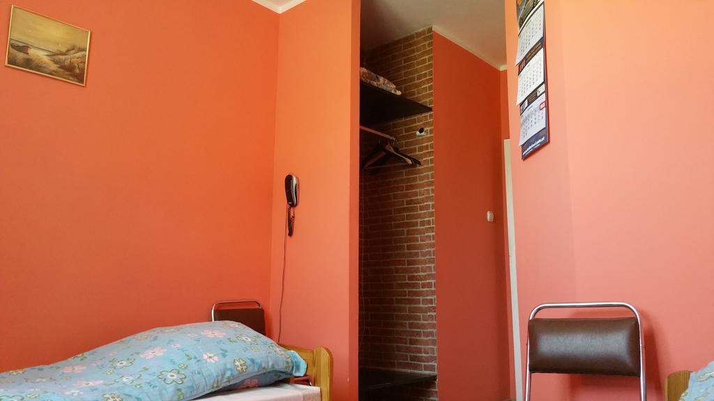 Ferienwohnung Dom Sportowca Roko Danzig Zimmer foto